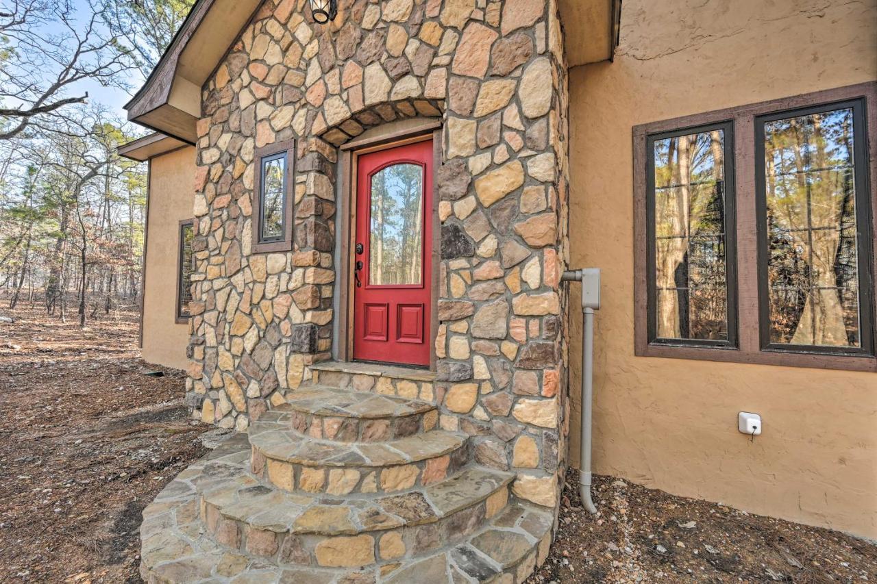 Tudor-Style Broken Bow Cottage With Hot Tub And Decks! Stephens Gap Exterior foto